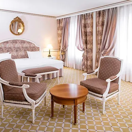 By Fassbind Hotel